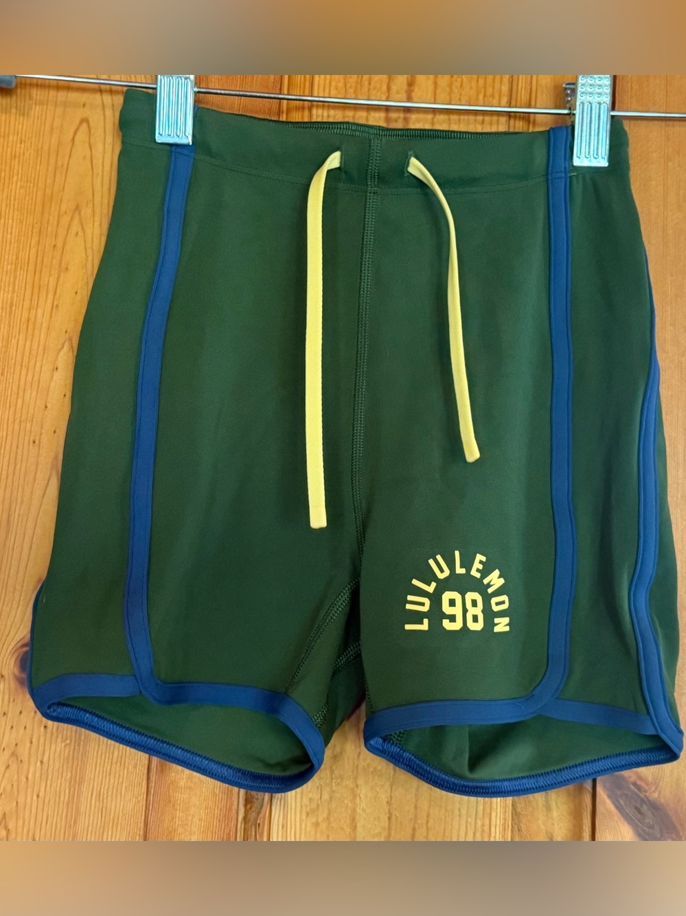 lululemon athletica Green Athletic Shorts size 0 New